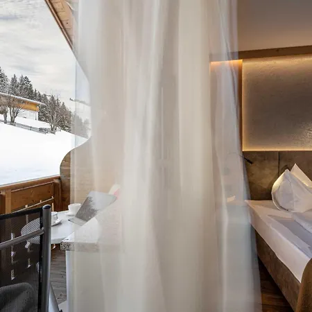 Almhotel Lenz 3* Olang