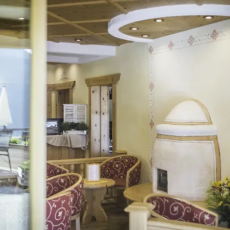 Almhotel Lenz 3* Olang